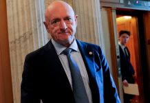 Seditious Six’ Senator AMBUSHED by Reporter Who Exposes Everything Seditious Six' Senator AMBUSHED by Reporter Who Exposes Everything